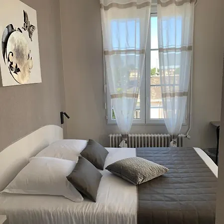 L'escale De La Gare 2* Saumur