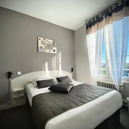 L'escale De La Gare Hotel