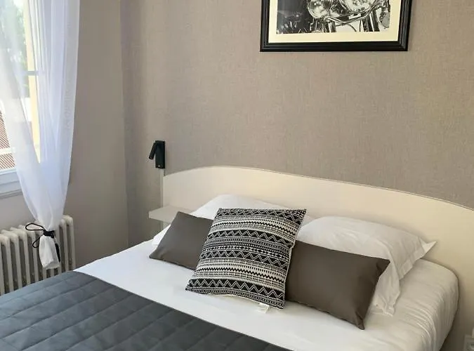 호텔 L'escale De La Gare