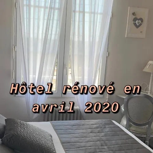 호텔 L'escale De La Gare 쏘뮤흐