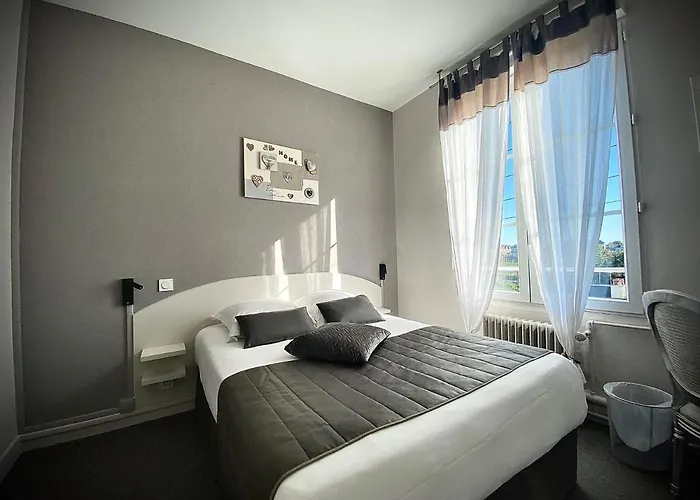 L'escale De La Gare Hotel